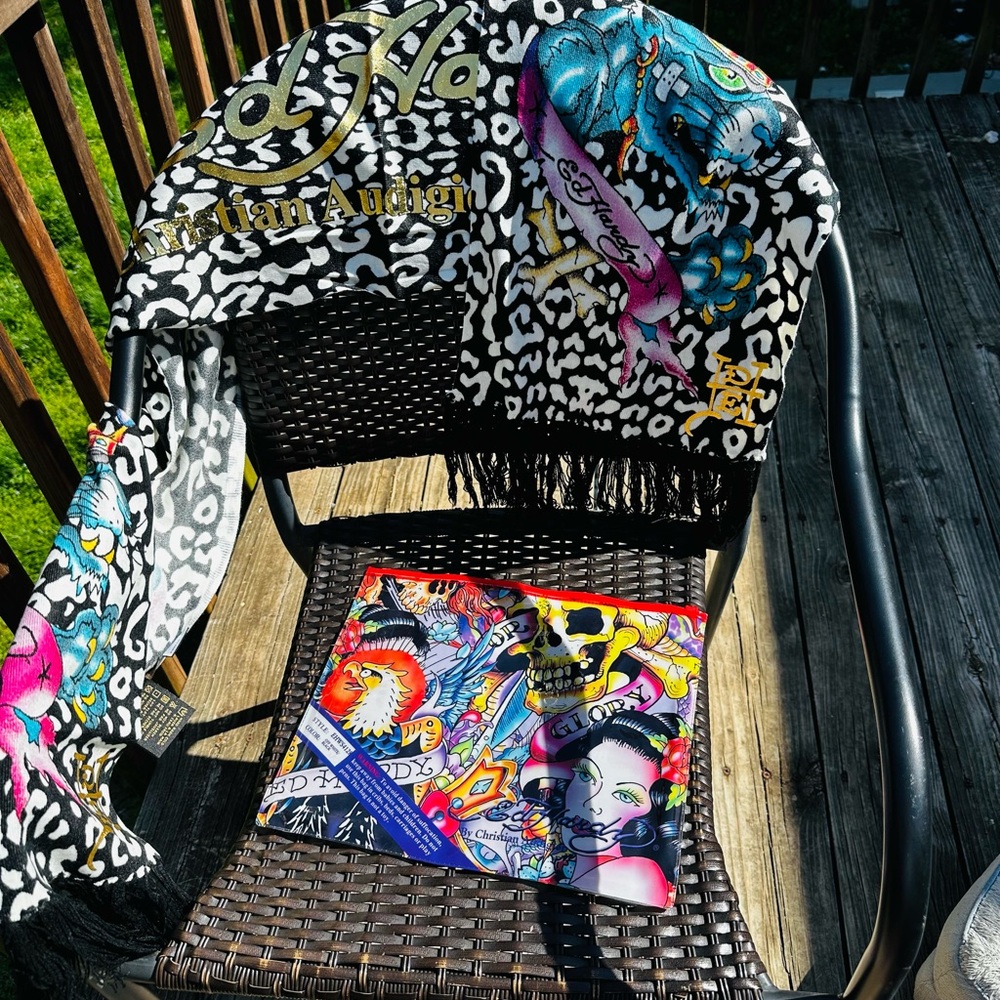 Ed Hardy Christian Audigier Graphic Scarf. NWT $100 new old stock
